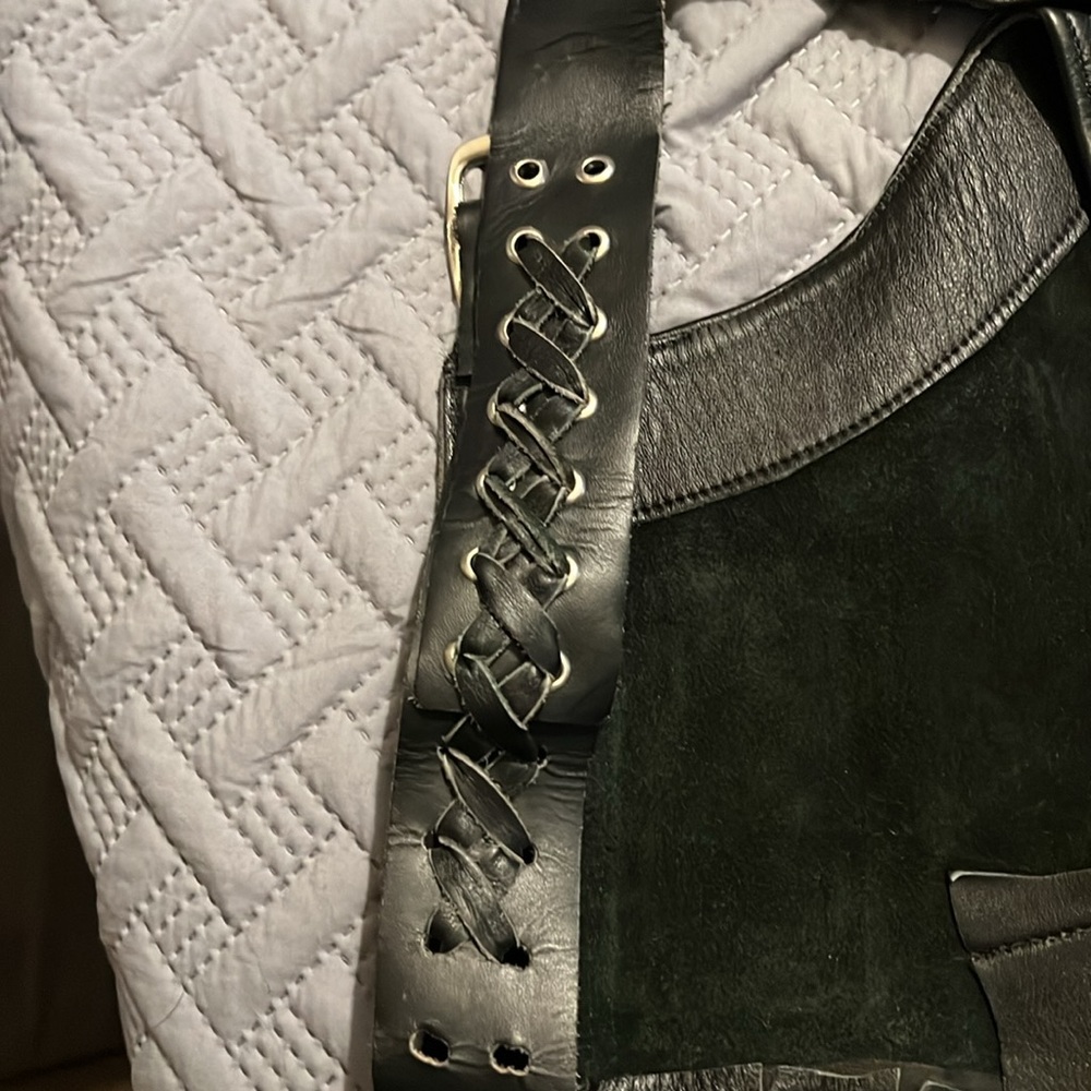 R2) Leather Chaps - Picture 7 of 10